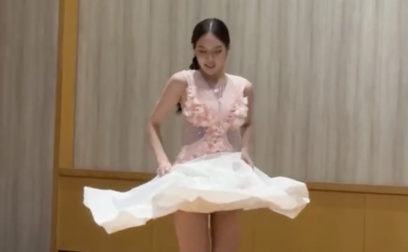 Thanh Thuy thay vay o phan thi tai nang hinh anh