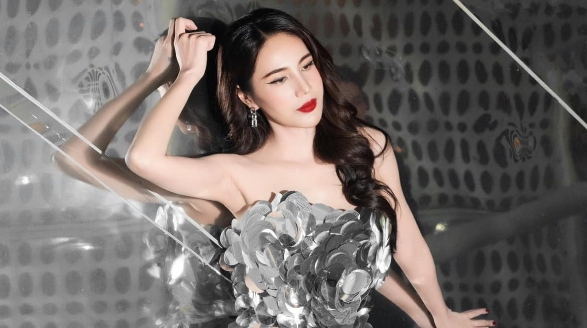 Thuy Tien gay chu y hinh anh