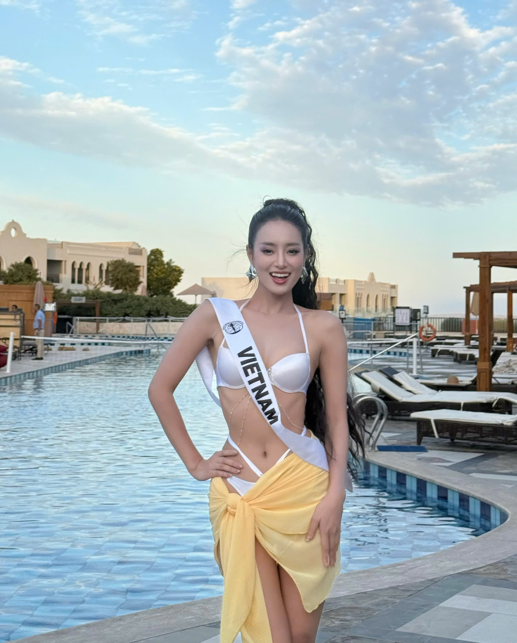 Bikini_trinh_dien.jpg