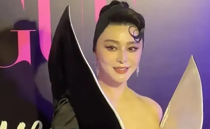 Anh chua chinh sua cua Pham Bang Bang hinh anh