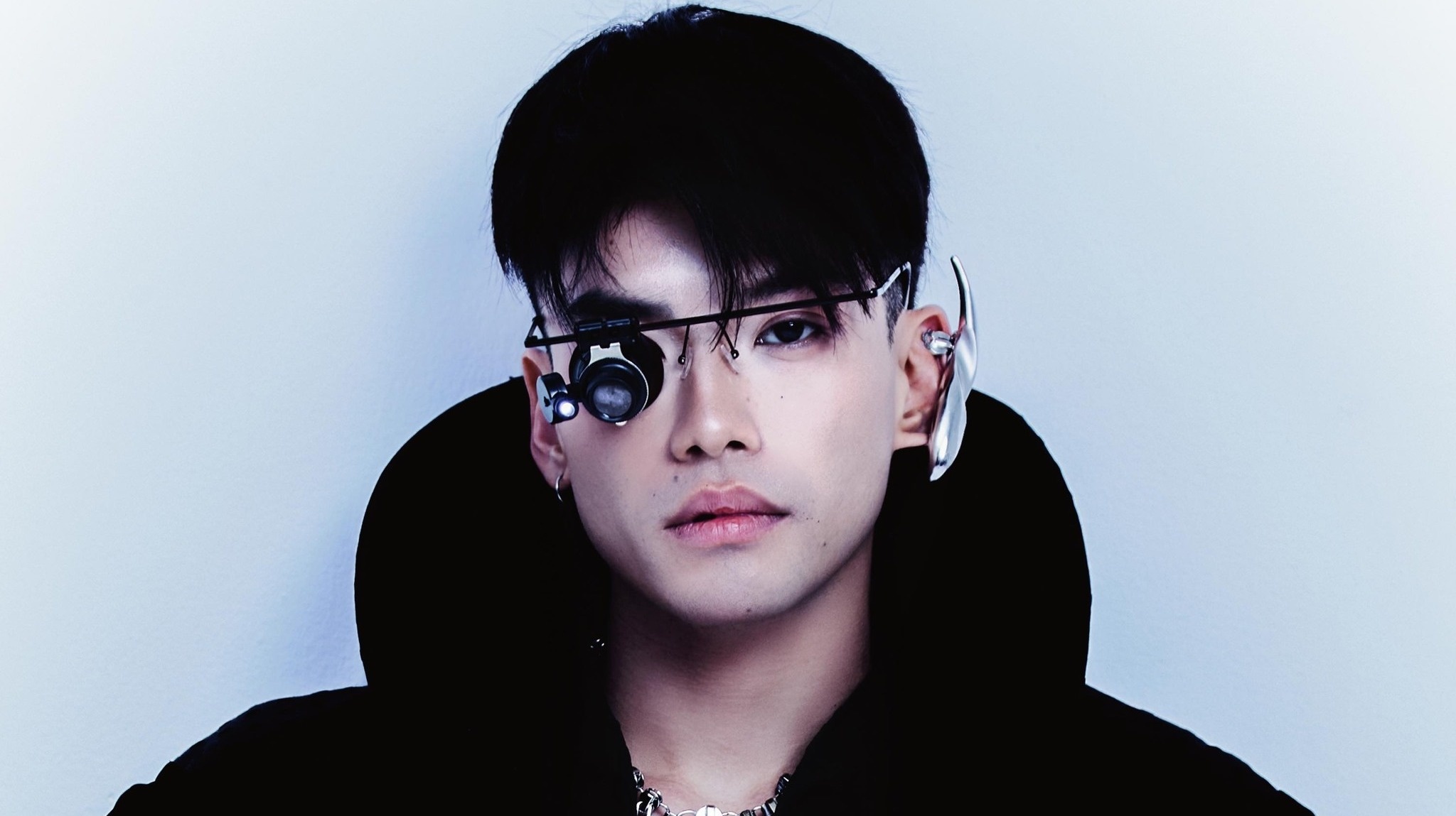 tlinh, Orange doi lap trong album cua chau nhac si Trinh Cong Son hinh anh