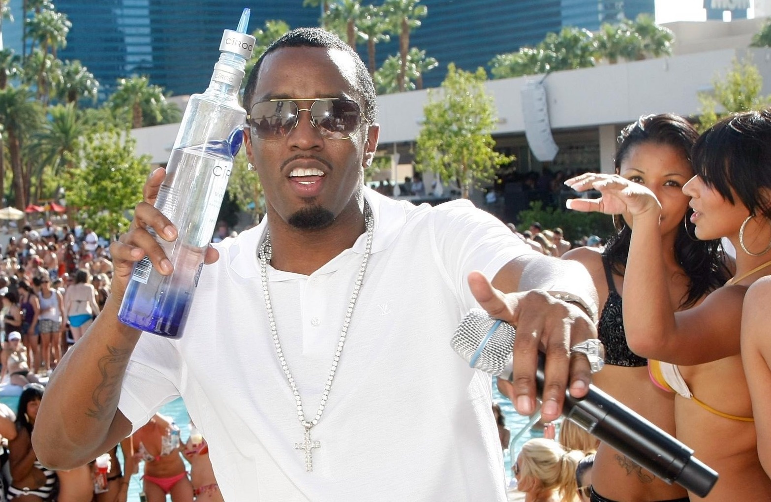 Chi tiet la trong don kien chong lai Diddy hinh anh