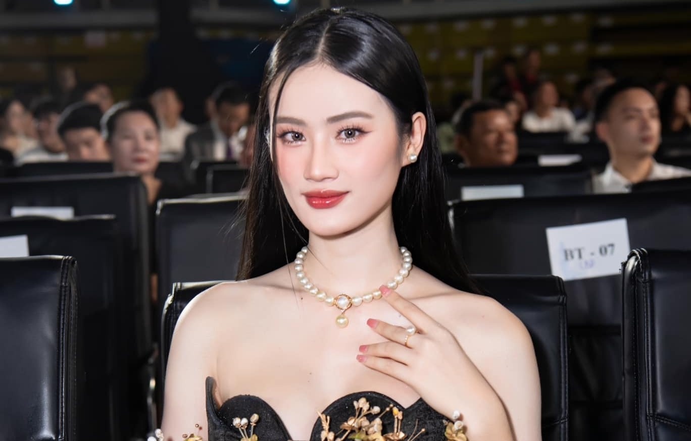 Su thay doi cua Huynh Tran Y Nhi hinh anh