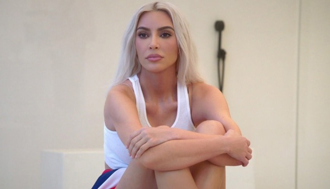 Dan sao ho tro nan nhan trong tham hoa chay rung o My hinh anh