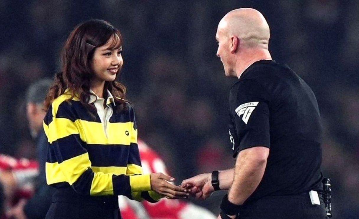 Lisa xuat hien trong tran dau giua Arsenal va Tottenham hinh anh