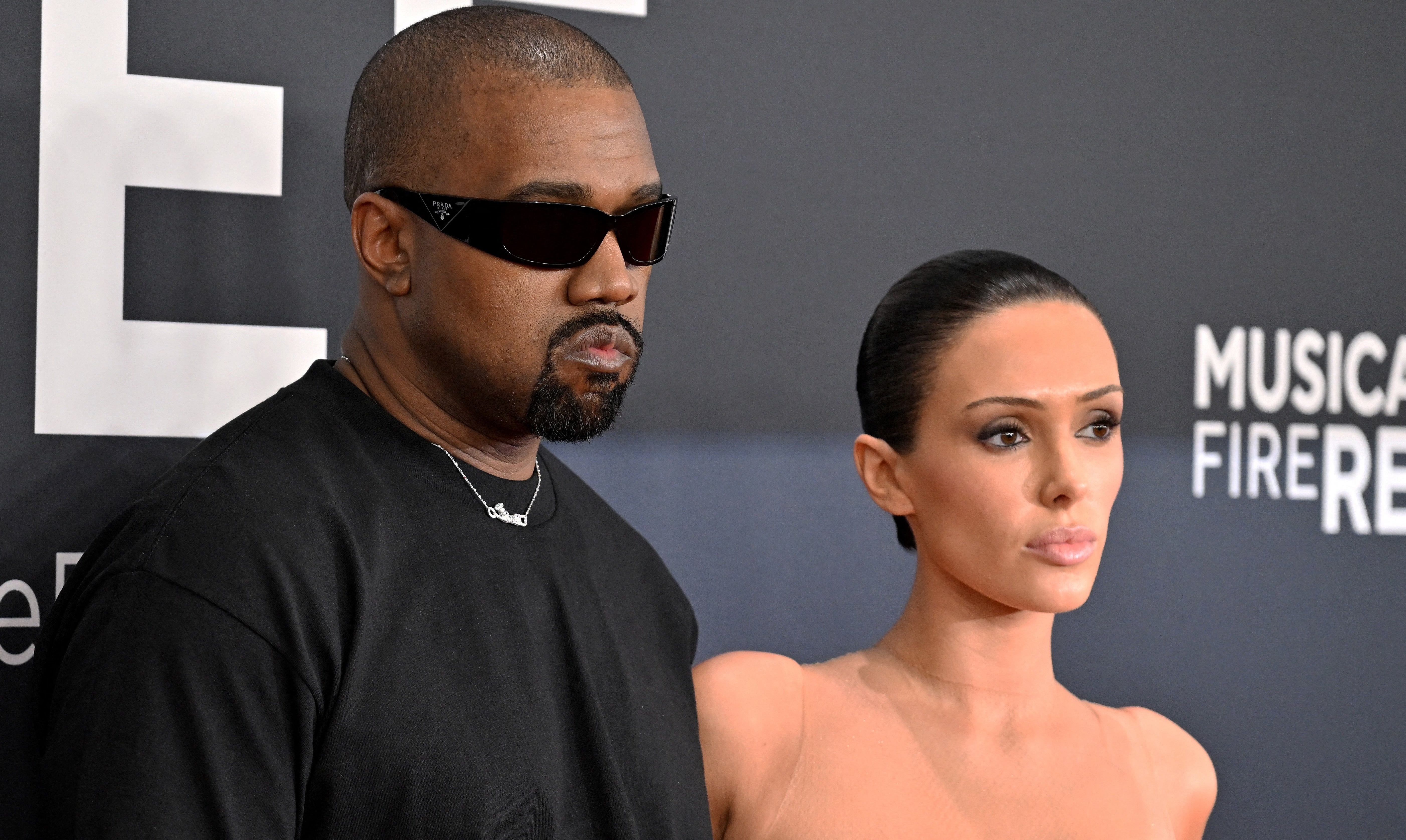 Kanye West va vo vuong tin chia tay hinh anh