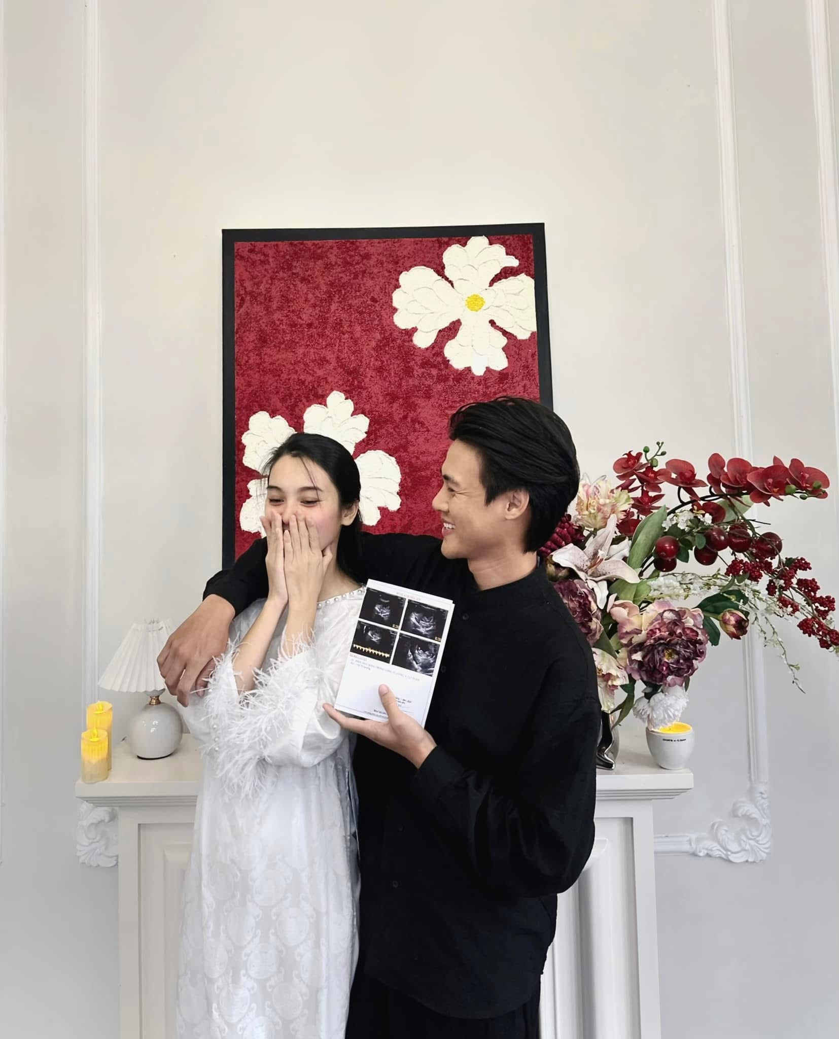 Quynh Luong cuoi anh 1