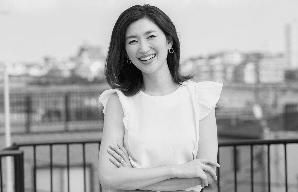 Azusa Kishimoto qua doi o tuoi 40 hinh anh