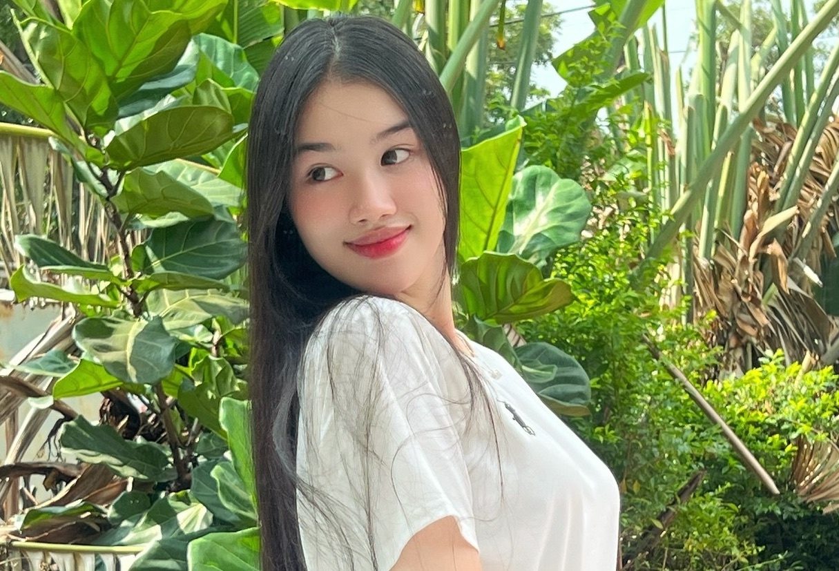 Co gai duoc vao thang chung khao Hoa hau Viet Nam hinh anh