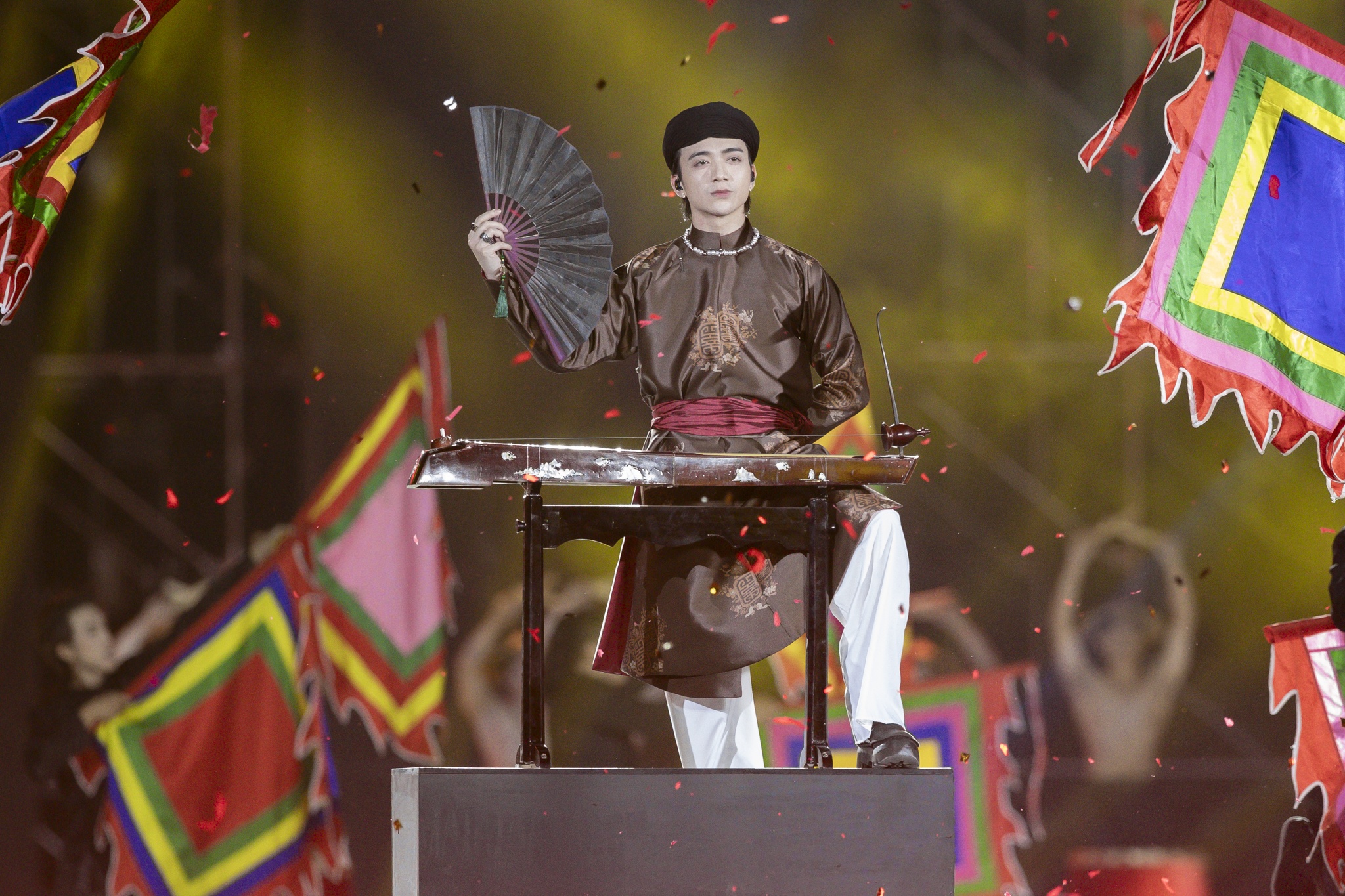 Concert Anh trai chong gai anh 13