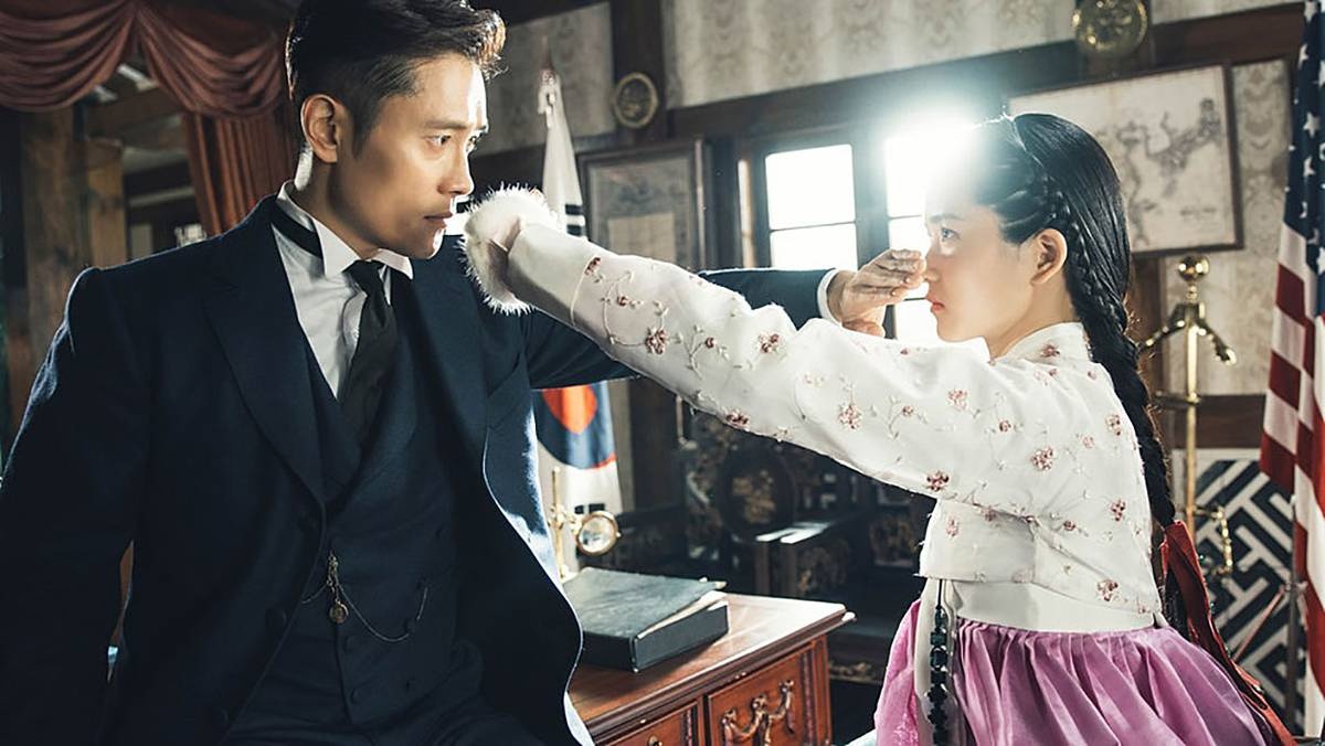 Mối tình lệch tuổi trong phim Hàn ảnh 8 Moi tinh lech tuoi trong phim Han anh 8