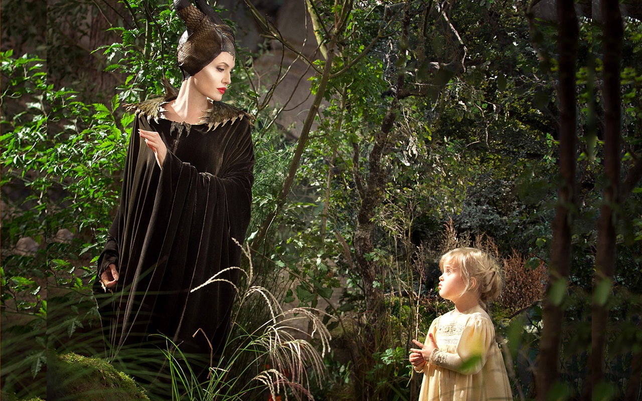 Nhung lan minh tinh xuat hien tren man anh cung con gai hinh anh