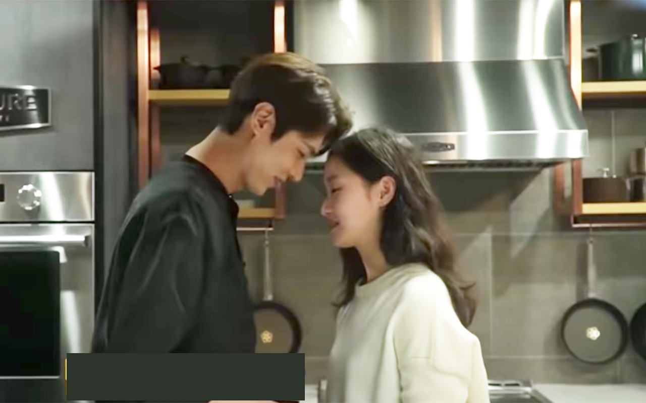 Hau truong Quan vuong bat diet anh 1