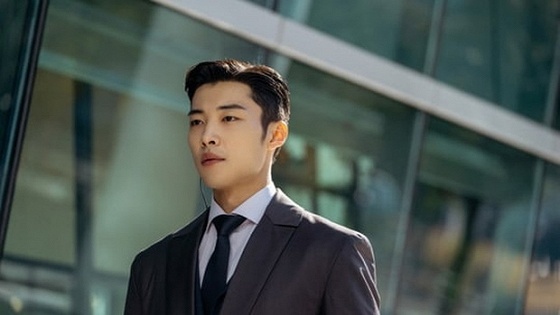 Quan vuong bat diet anh 2