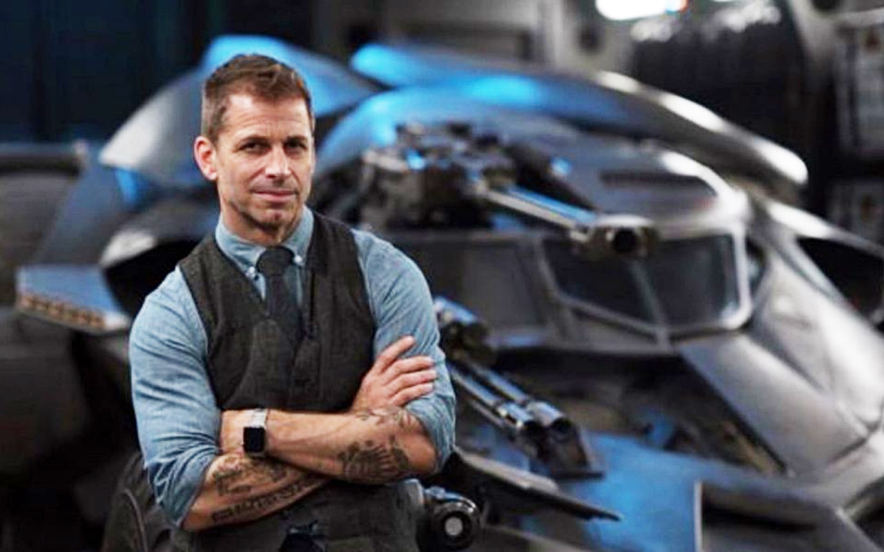 Bi kich dang sau ban phim ‘Lien minh cong ly’ huyen thoai hinh anh