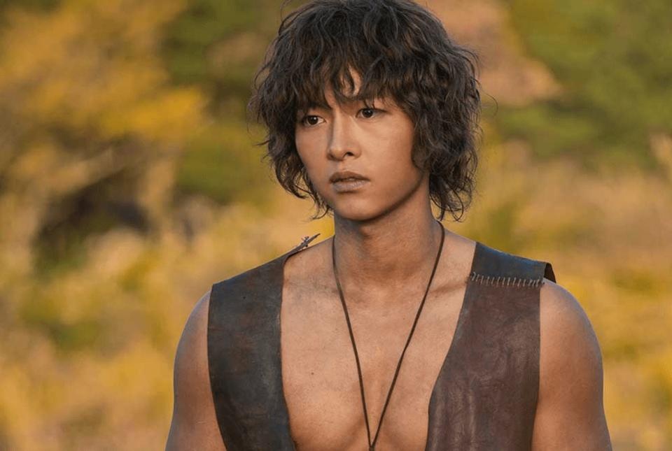 Phim tien ty co Song Joong Ki lo hen khan gia hinh anh