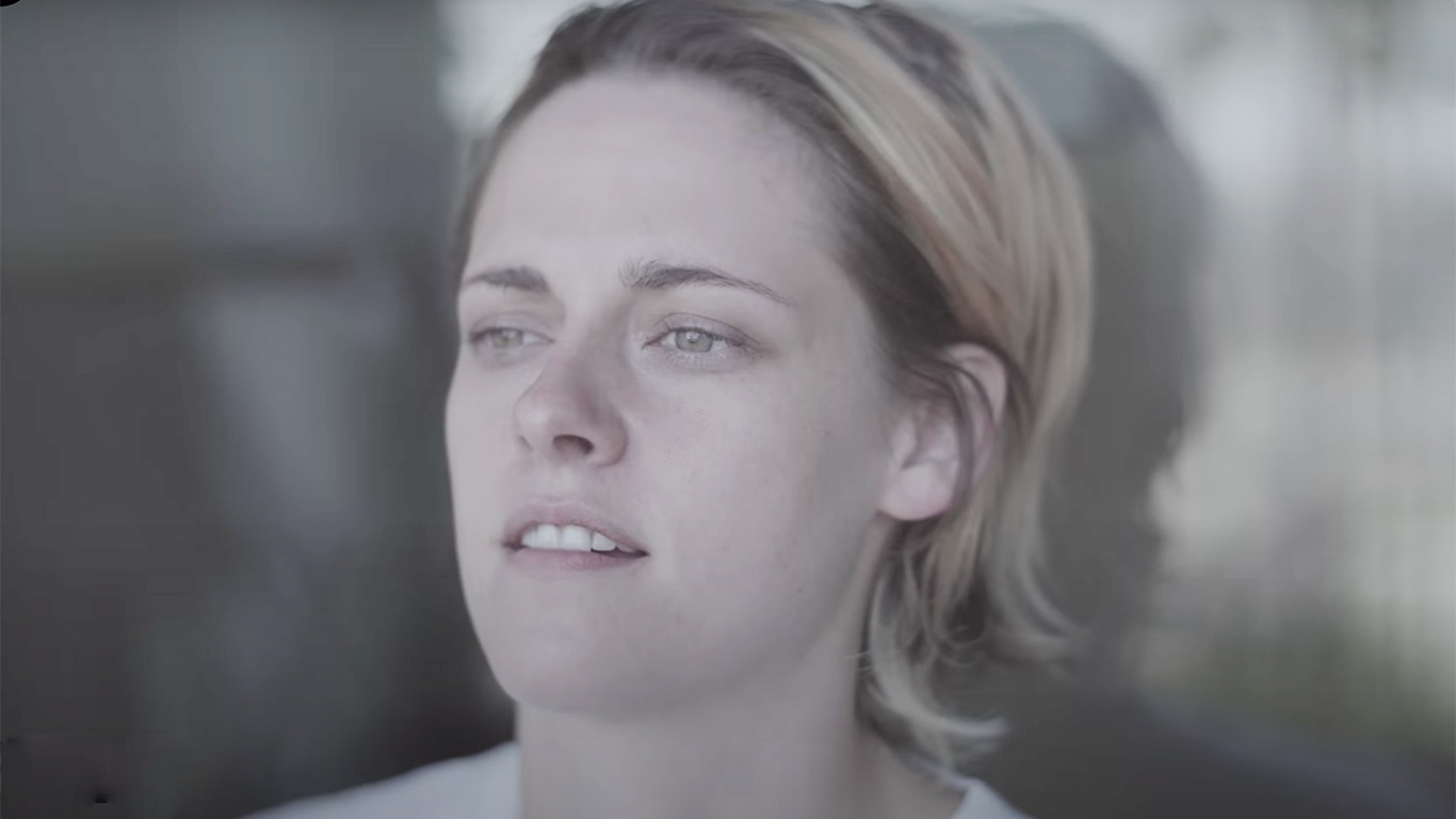 Kristen Stewart va loat nghe si lam phim khi chiu lenh phong toa hinh anh