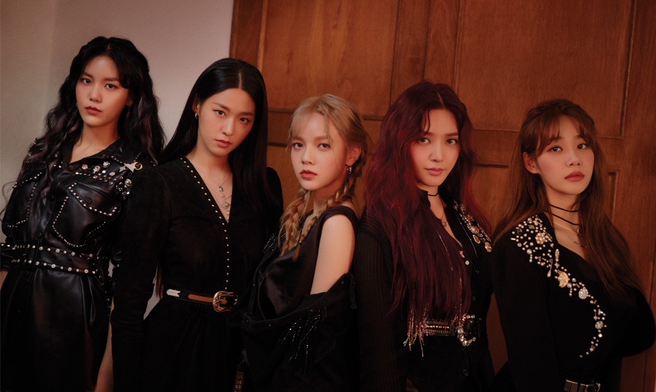 Scandal nghe si Han anh 1