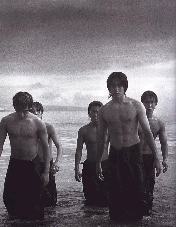 Loạt ảnh ‘nghệ thuật’ gây tranh cãi của sao Hàn ảnh 3 Loat anh ‘nghe thuat’ gay tranh cai cua sao Han anh 3