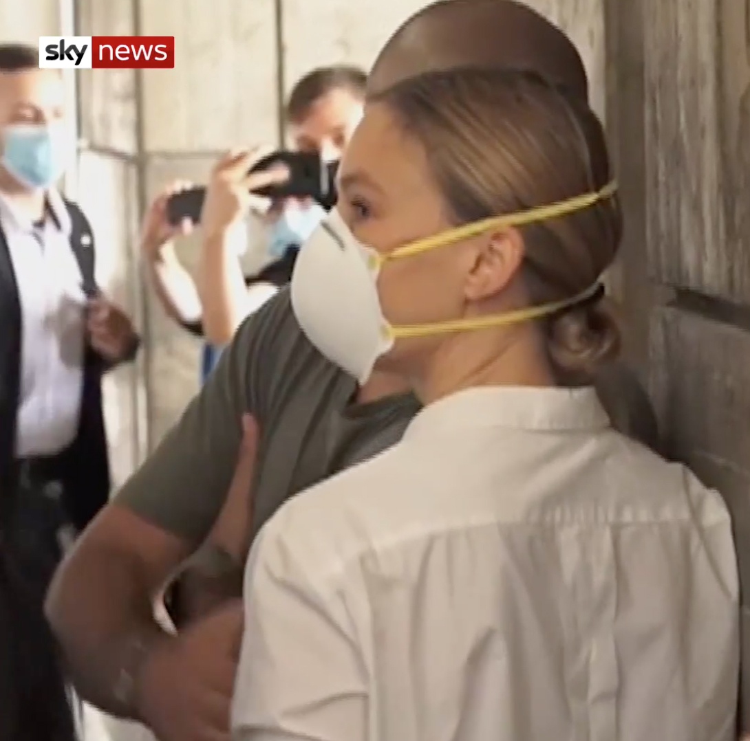 Bar Refaeli tron thue anh 1