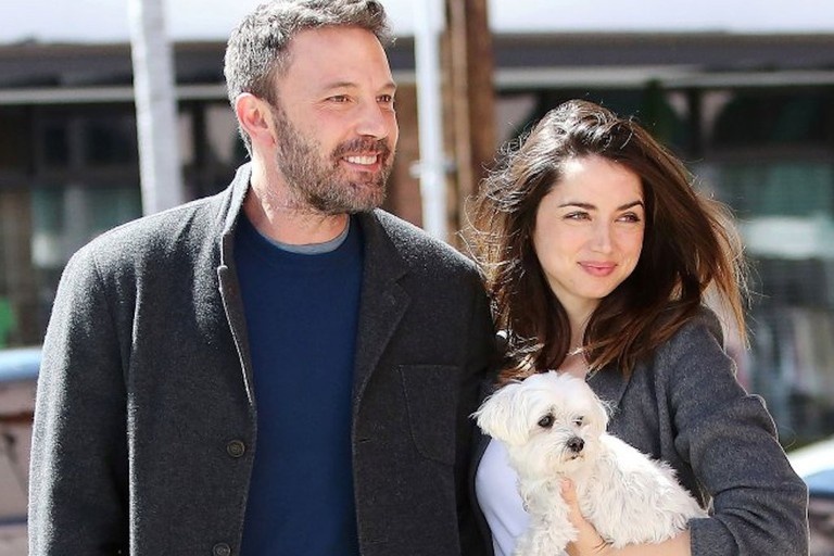 Ben Affleck va Ana de Armas anh 1