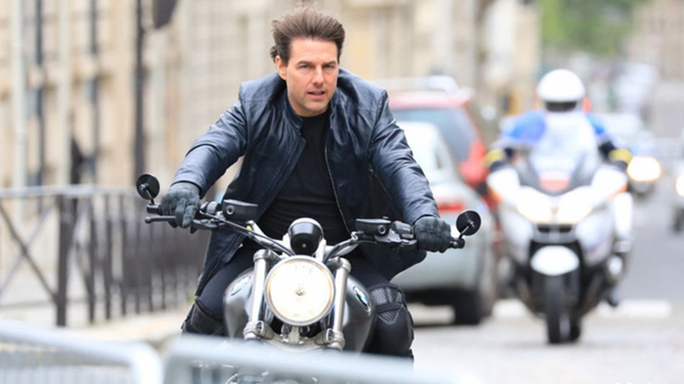 Tom Cruise dau dau vi chay phim truong ‘Nhiem vu bat kha thi 7’ hinh anh