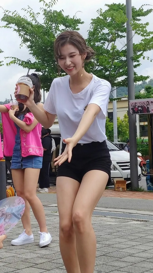 nhan sac doi thuong nghe si Han anh 1