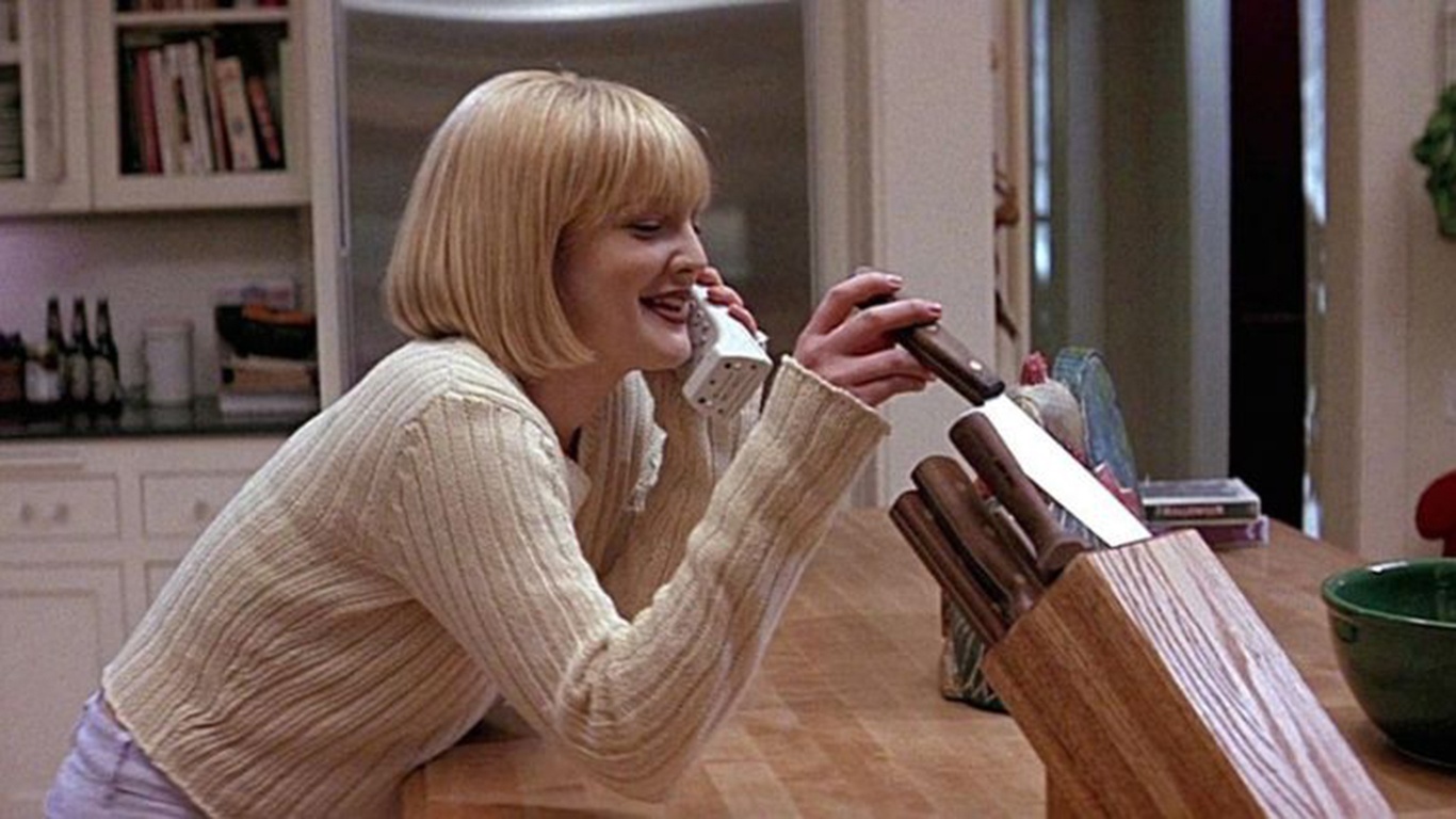 Ly do Drew Barrymore chon dong nhan vat xau so trong ‘Scream’ hinh anh