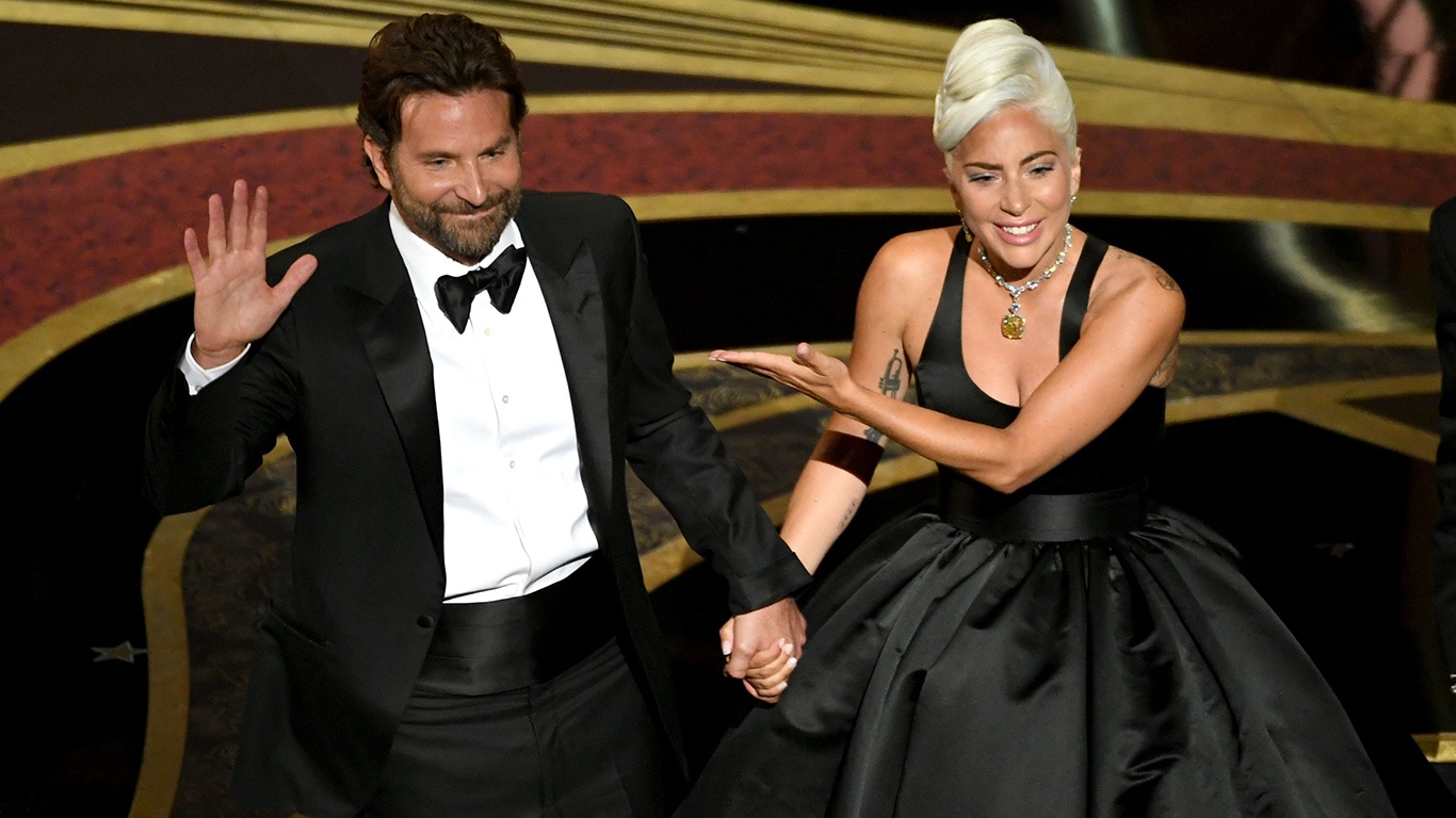 Bradley Cooper cam thay giai Oscar ‘hoan toan vo nghia’ hinh anh