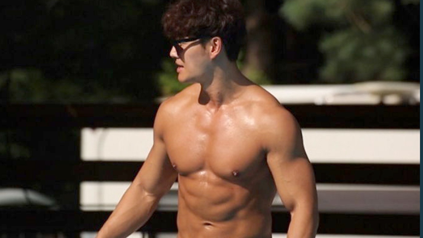 Kim Jong Kook chia sẻ về thói quen tập thể hình ảnh 2 Kim Jong Kook chia se ve thoi quen tap the hinh anh 2