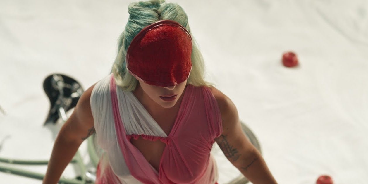 MV 911 Lady Gaga ảnh 1 MV 911 Lady Gaga anh 1