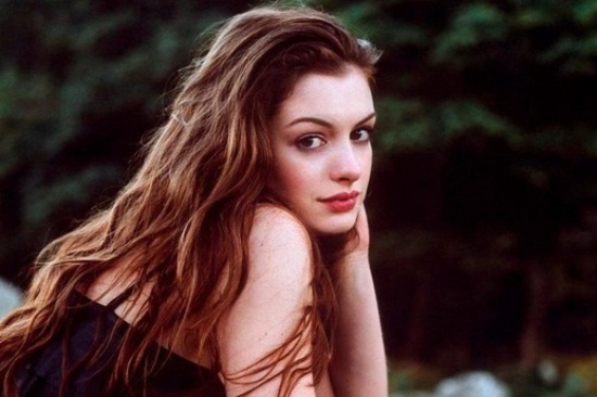 Qua khu bi ghet bo cua Anne Hathaway hinh anh