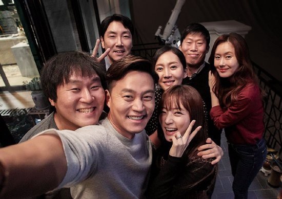 bản làm lại của ‘Perfect Strangers’ ảnh 8 ban lam lai cua ‘Perfect Strangers’ anh 8