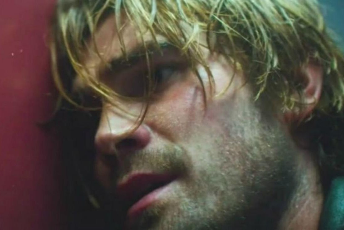 Phim gia tuong ve dich Covid-23 cua Michael Bay bi chi trich hinh anh