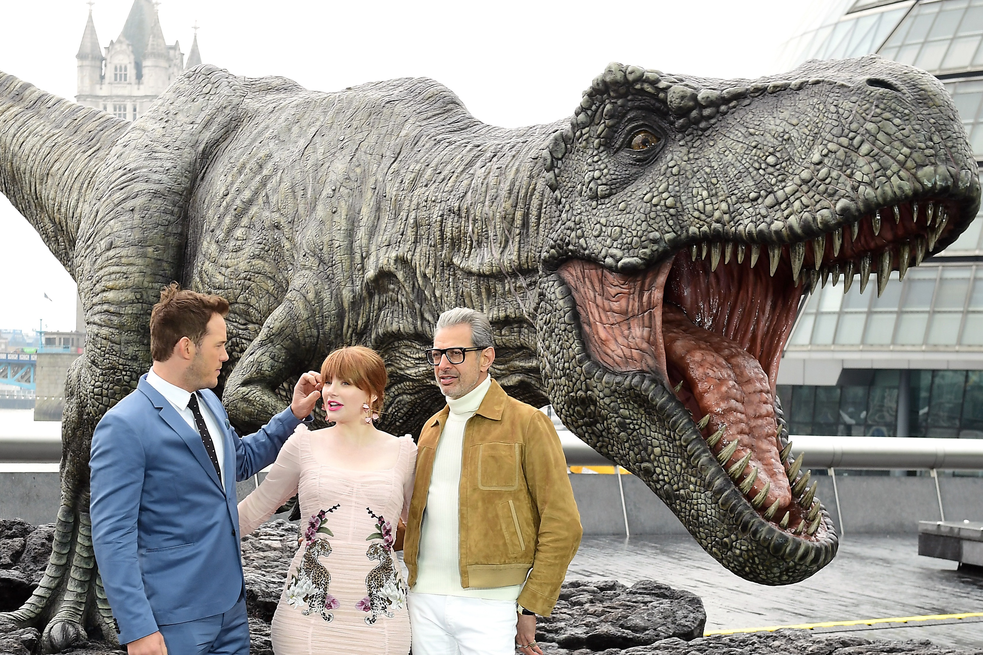 ‘The gioi khung long 3’ chinh noi dung theo tinh hinh dai dich hinh anh