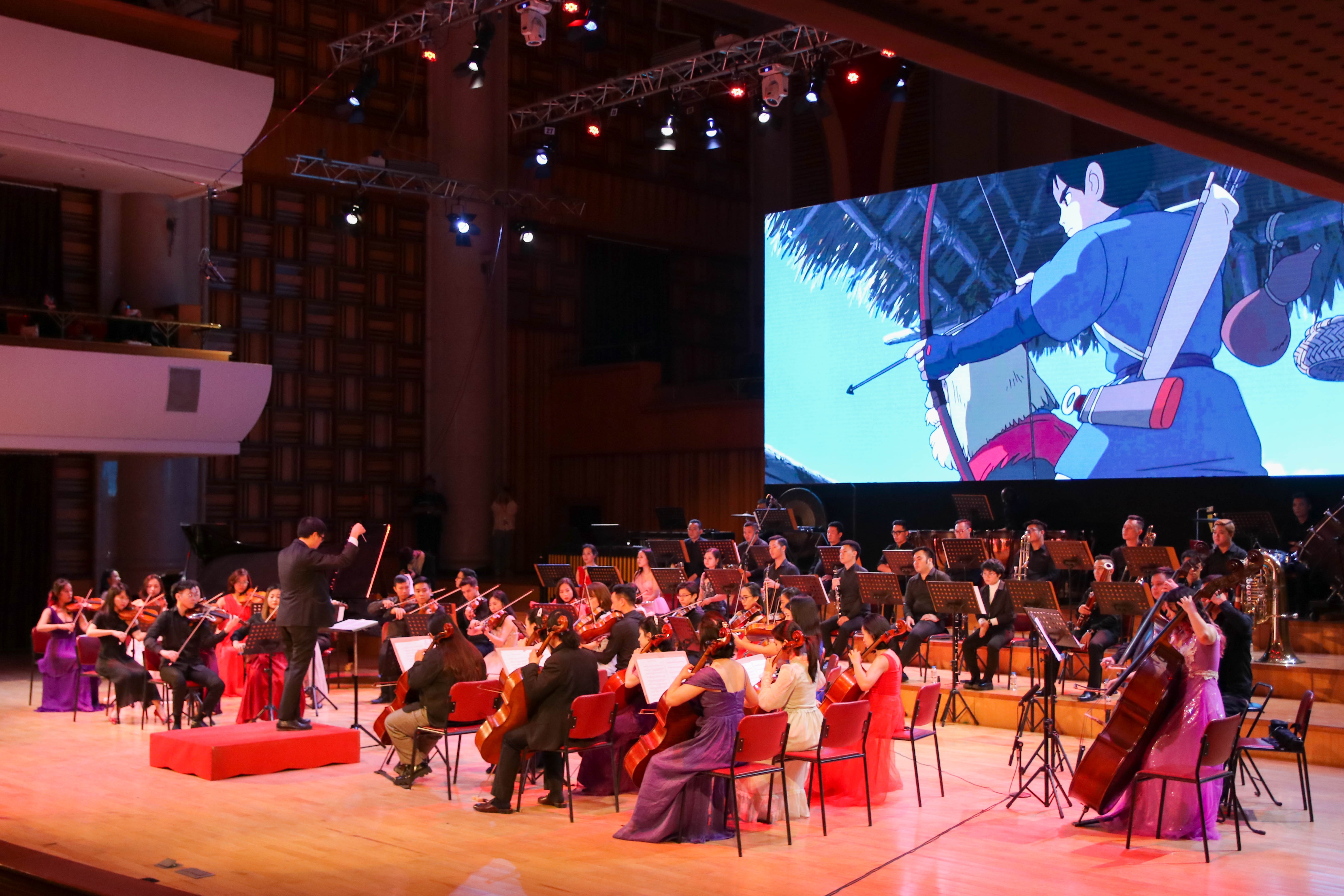 'Childhood Memory' - ve nha sau hanh trinh 5 nam anh 2