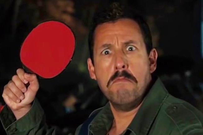 Khan gia danh hon 2 ty gio de xem phim cua Adam Sandler hinh anh