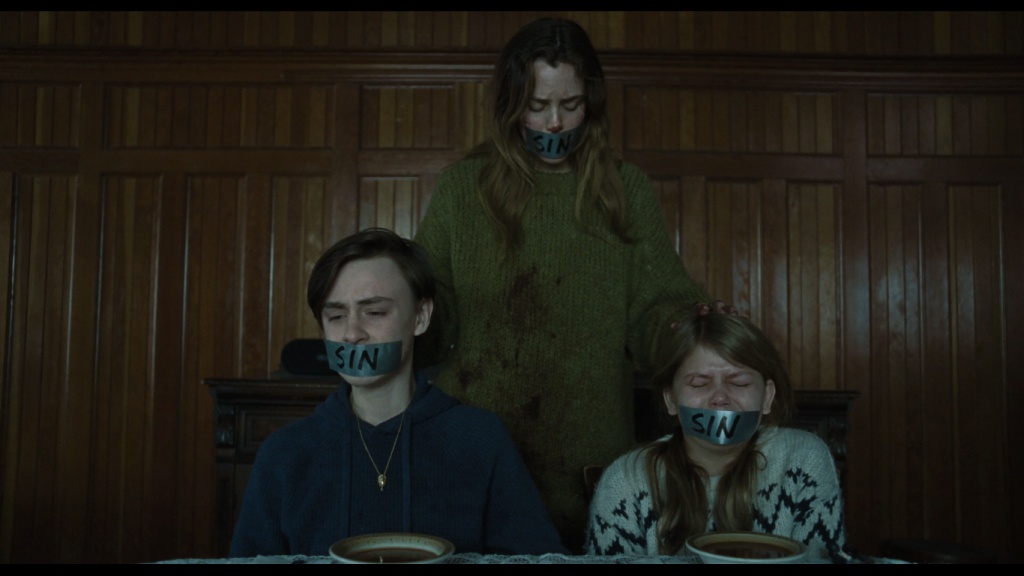 Nhung bo phim kinh di lay de tai Giang sinh anh 9