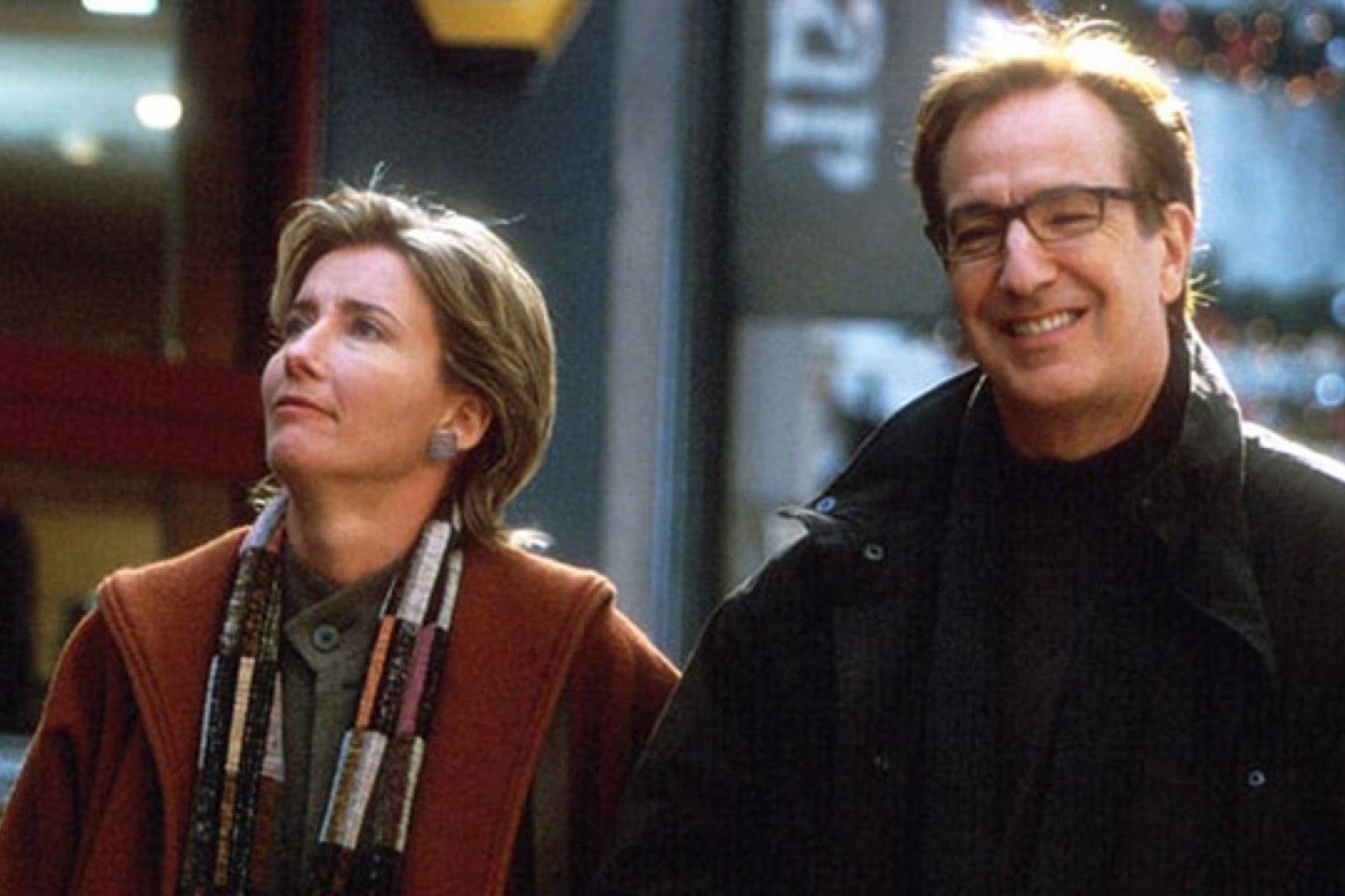 Phu nu it co co hoi ghep doi voi trai tre trong phim Hollywood hinh anh