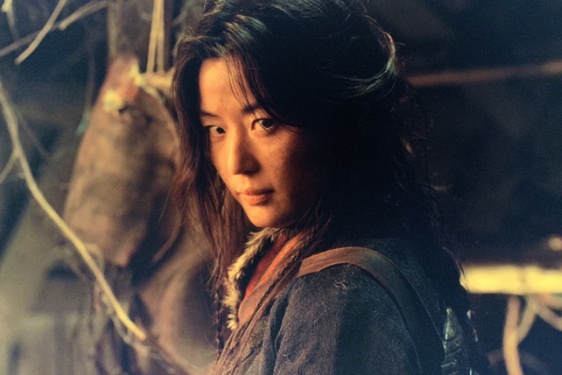 Hoa hoan tren phim truong ‘Vuong trieu xac song’ hinh anh