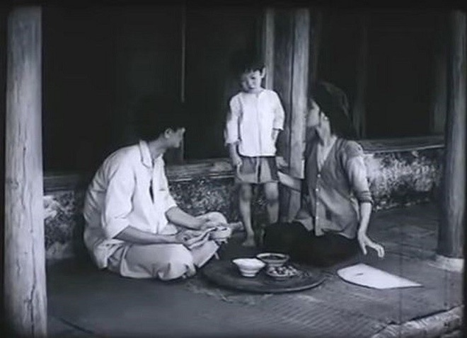 tranh cai phim Cau Vang anh 2