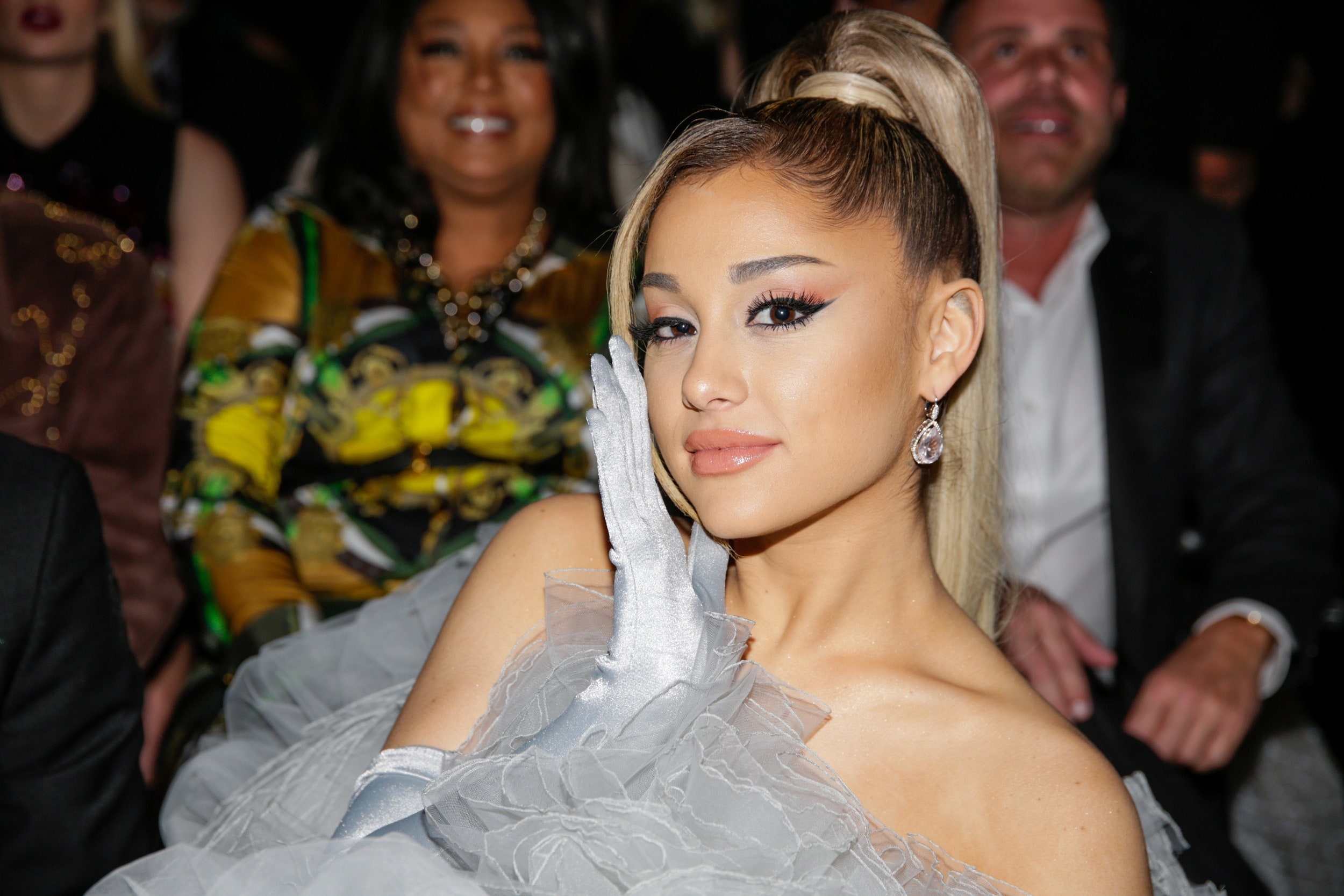 Phim cua Ariana Grande va Leonardo DiCaprio da quay xong hinh anh