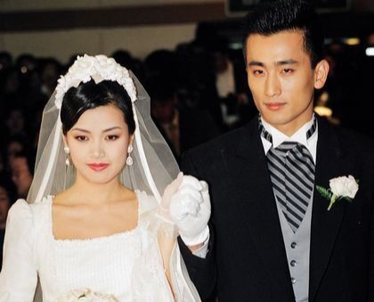 'Ong chong quoc dan' Cha In Pyo noi yeu vo 5 lan moi ngay hinh anh