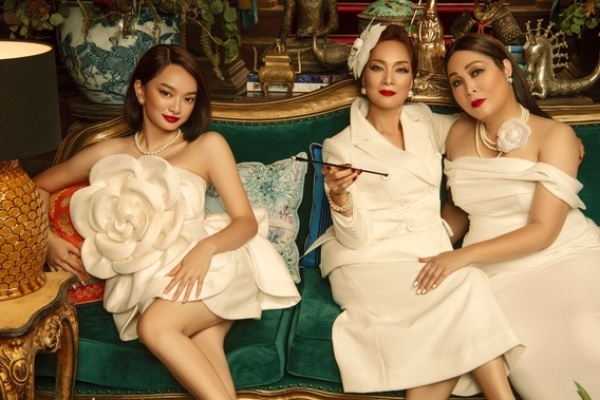 review Gai gia lam chieu V anh 2