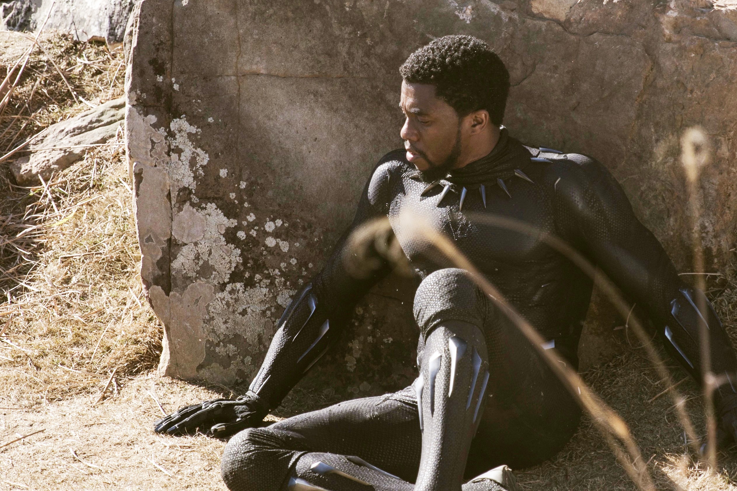 Anh hau truong hiem hoi cua phim ‘Black Panther’ hinh anh