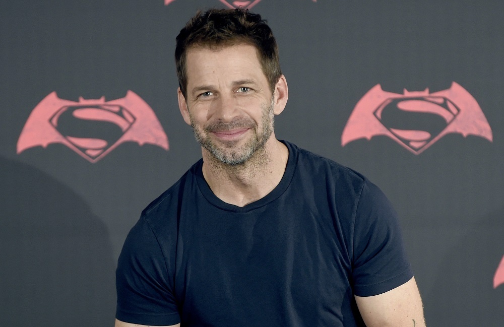 Dao dien Zack Snyder lam phim ve Vua Arthur hinh anh