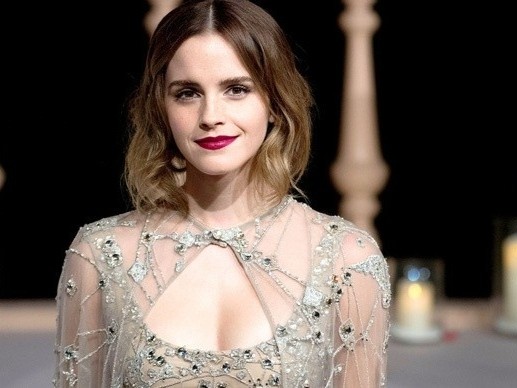 Emma Watson bi bao Anh viet da giai nghe hinh anh
