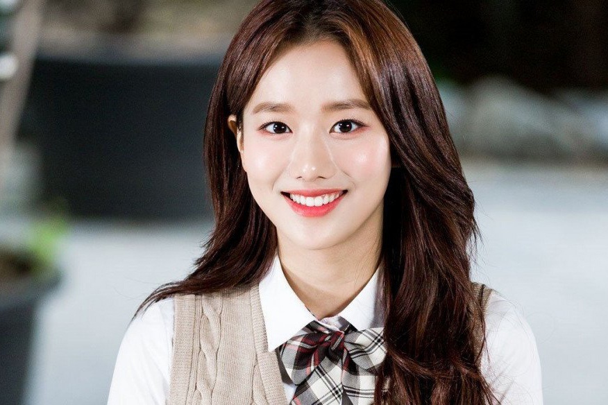 Khan gia de nghi Lee Na Eun len tieng ve cao buoc bat nat hinh anh