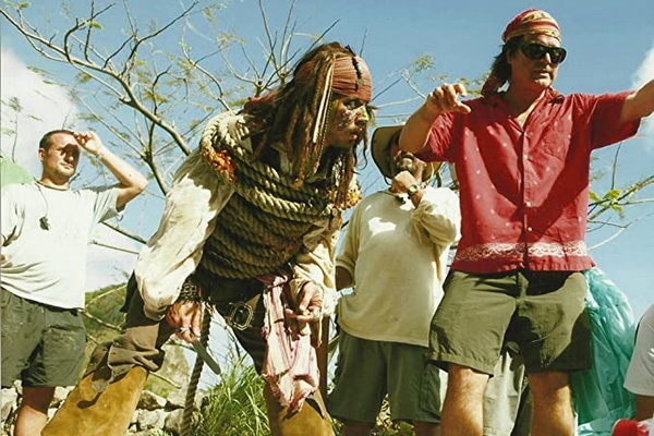 Ac mong tren phim truong ‘Cuop bien vung Caribbean’ hinh anh