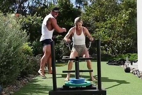 vo chong Chris Hemsworth anh 1